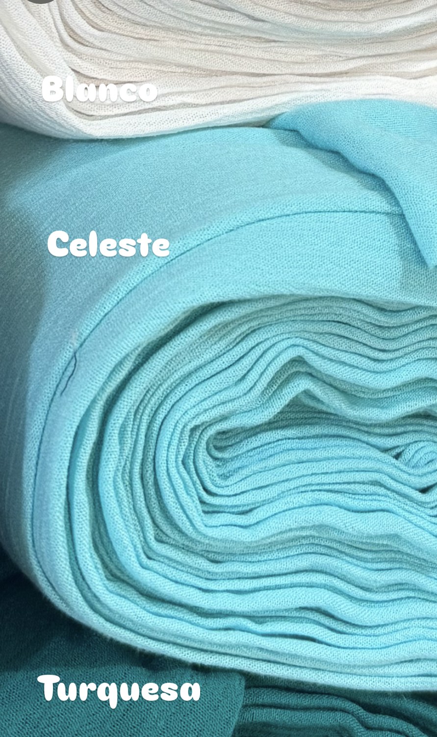 Blanco, celeste, turquesa